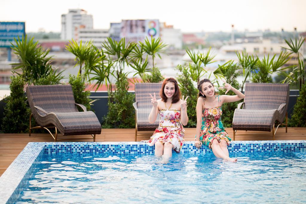 Villa Baron Sha Plus Нонтабури Екстериор снимка