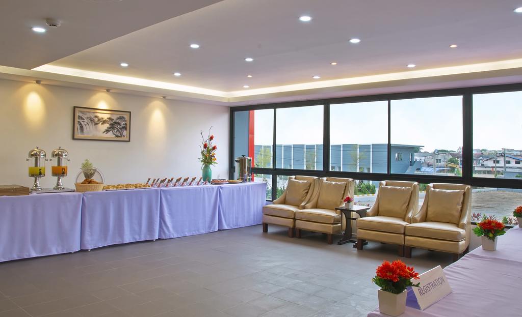 Villa Baron Sha Plus Нонтабури Екстериор снимка
